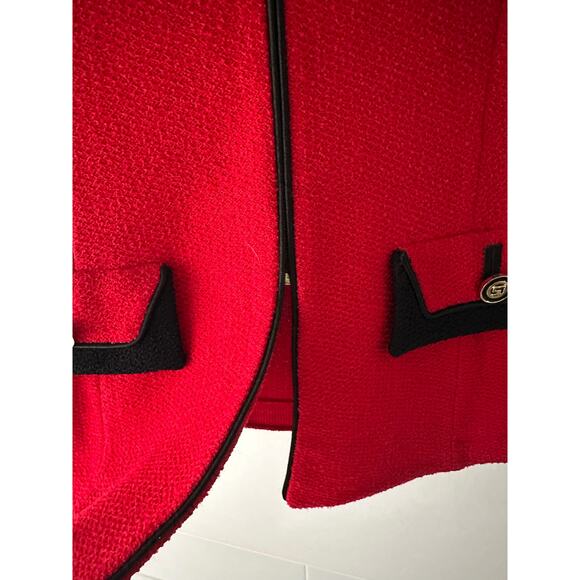 St.John suit jacket size 2 skirt size 6 . - Picture 8 of 15